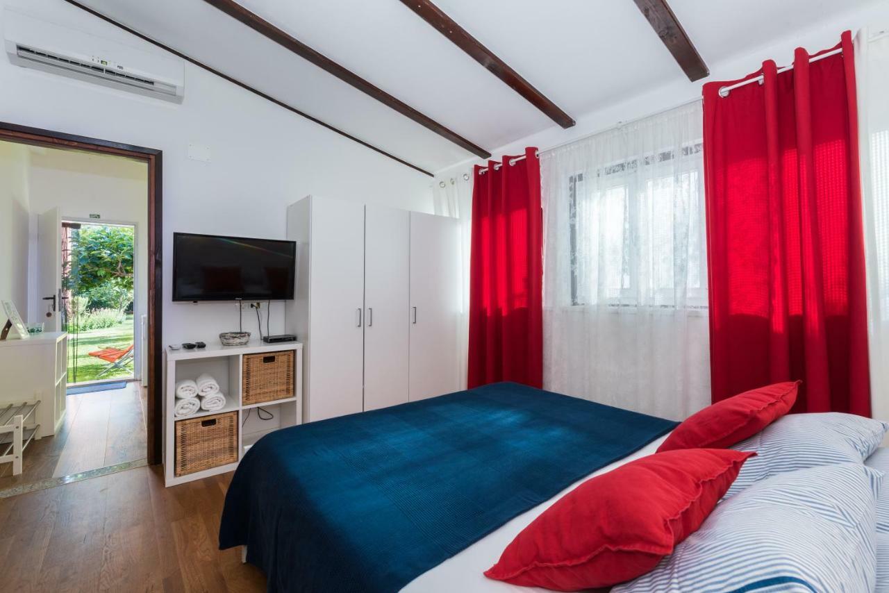 B&B Carmela Umag Exterior photo
